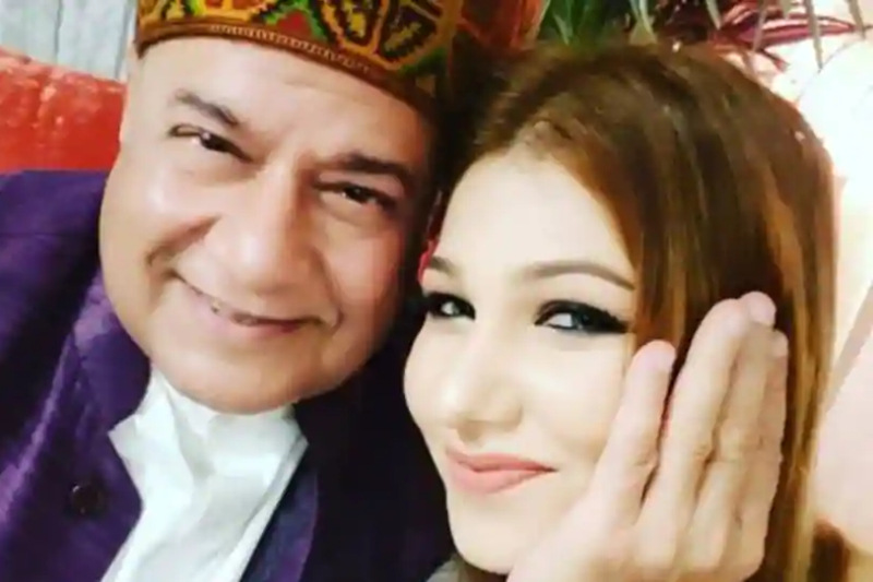 Anup Jalota's relationships