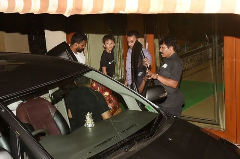 Bollywood celebrates ganpati
