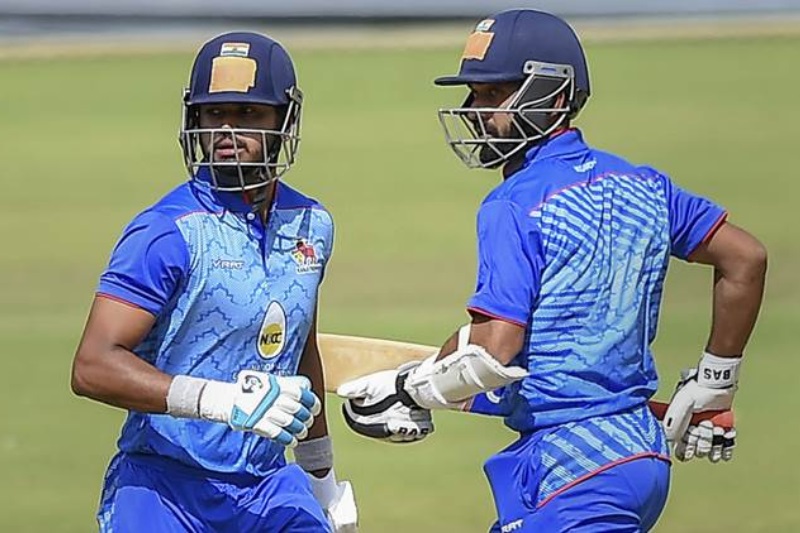 Vijay Hazare Aditya Tare lead Mumbai final victory over Delhi