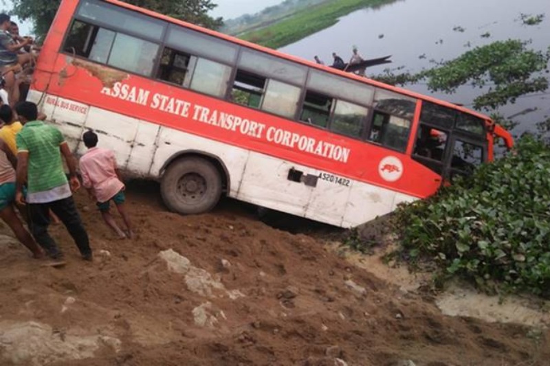 Assam bus accident bus skid pond 7 dead 20 injured
