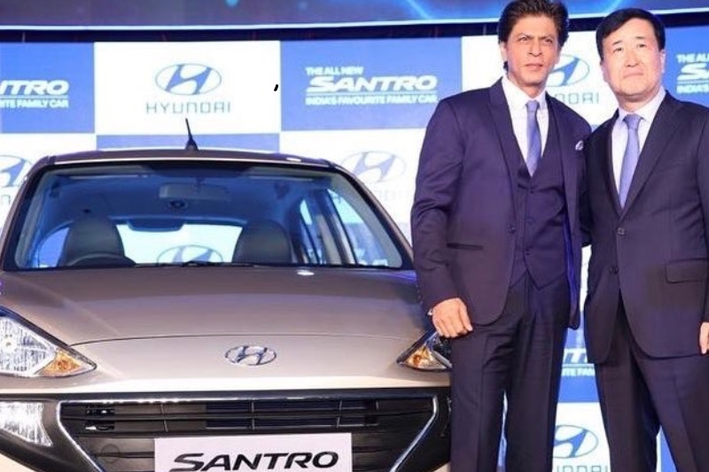 Image result for Shah Rukh car tyre stolen