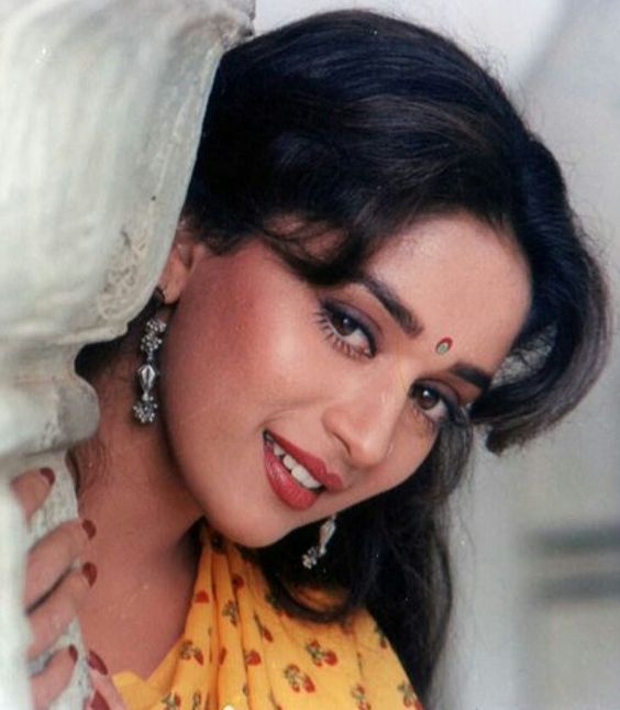 20 Dazzling Photographs Of The Bollywood Diva Madhuri Dixit 