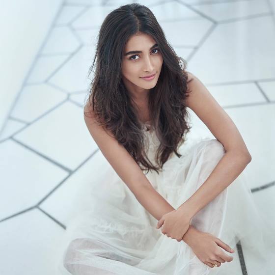 20 Best Pooja Hegde Pictures, Photos and Images