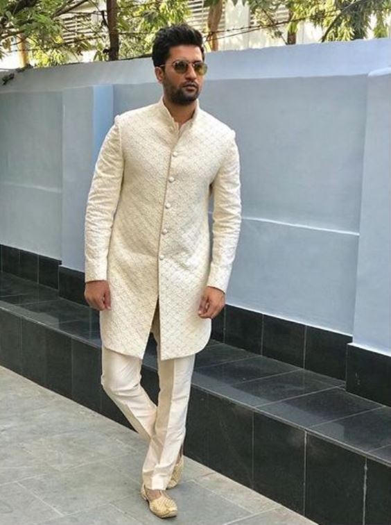 20 Drool-Worthy Photographs of Vicky Kaushal To Make Your Day