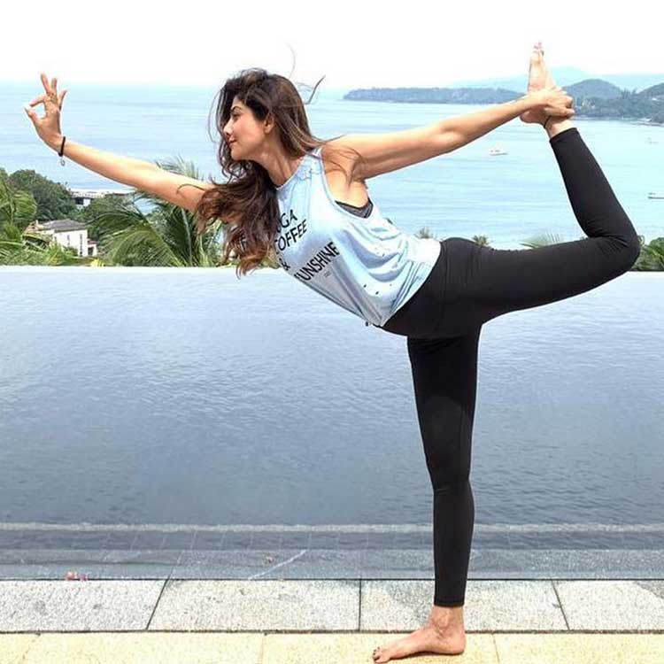 10 stunning pictures of Shilpa Shetty in yoga poses