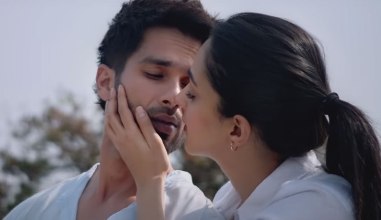 Shahid Kapoor Kiara Advani Lock Lips In New Kabir Singh Poster Box office collection, budget, first look posters, release date, screen count, predictions, star cast & crew, hit / flop, wiki and others kabir singh poster