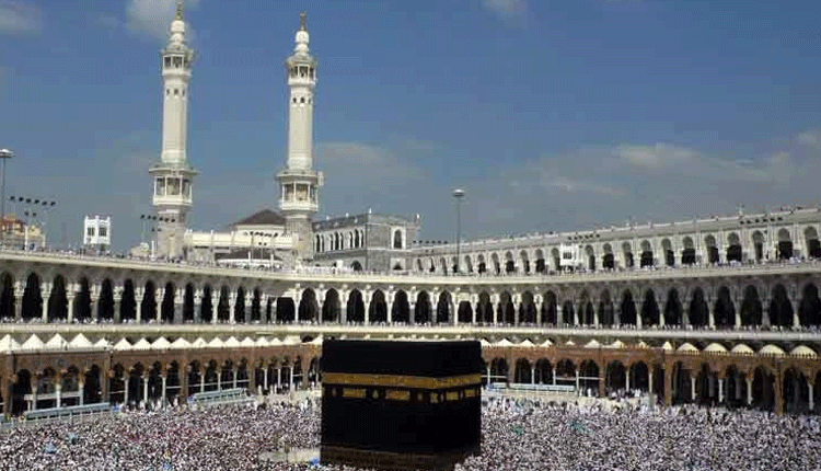 Eid al Fitr 2019: Mosques That Host World's Largest Eid Congregations