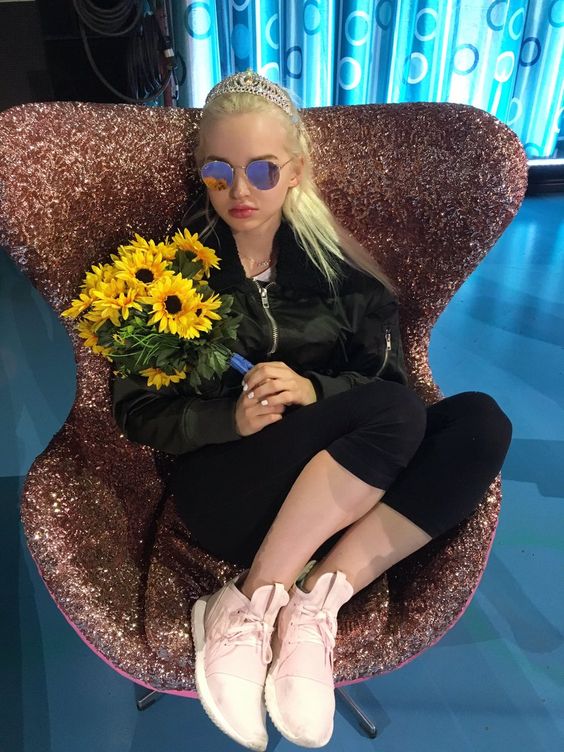 Dove Cameron