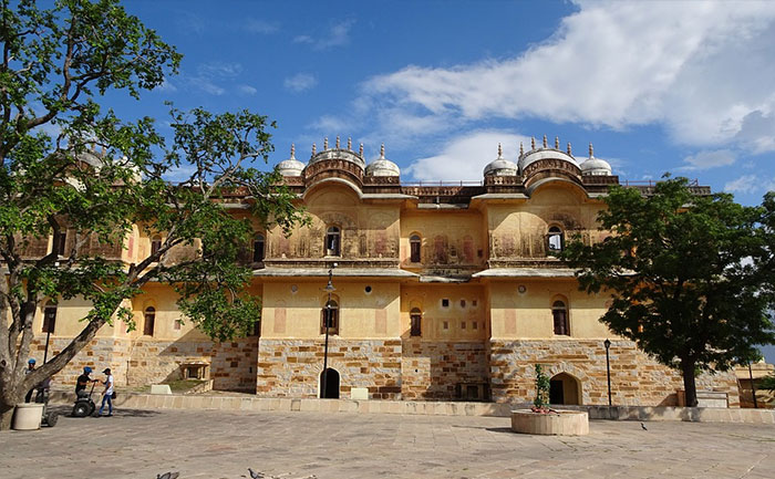 Nahargarh Fort Cycling Expedition