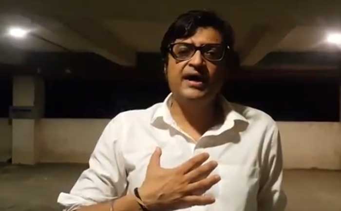 Arnab Goswami Attacked Goons