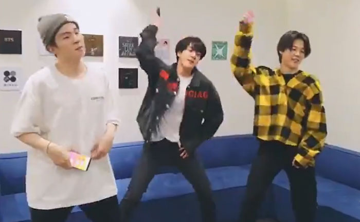 bts dance daddy yankee con calma