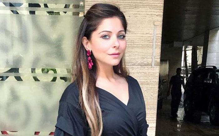 kanika kapoor interrogated