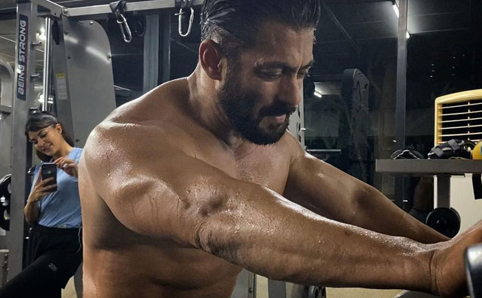 salman shirtless pic jacqueline clicked