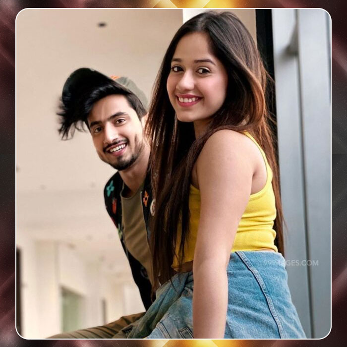 Jannat Zubair And Faisu Are Friendship Goals In These Twinning Moments