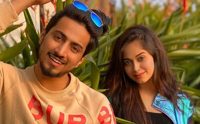 Jannat Zubair And Faisu Are Friendship Goals In These Twinning Moments