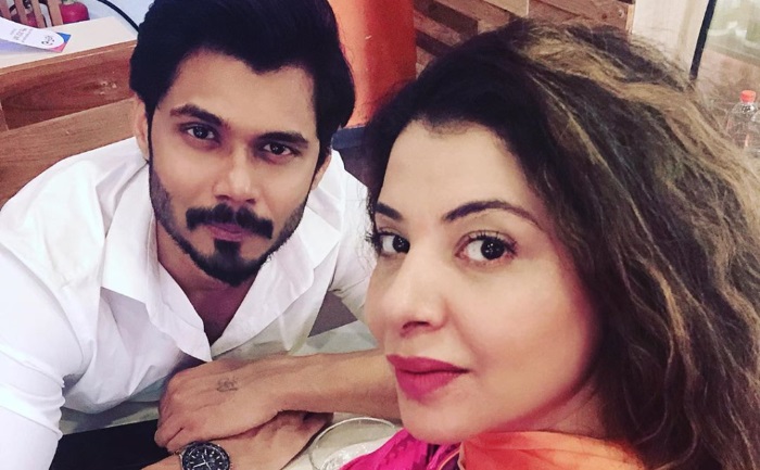 sambhavna seth rushed to hospital