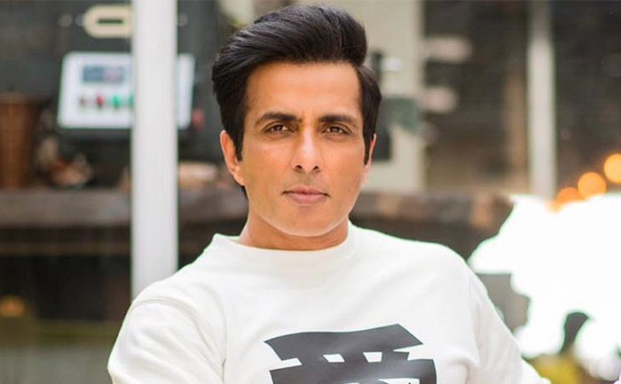 Man seeks Sonu Sood's help to elope with girlfriend; actor's reply will leave you in splits!