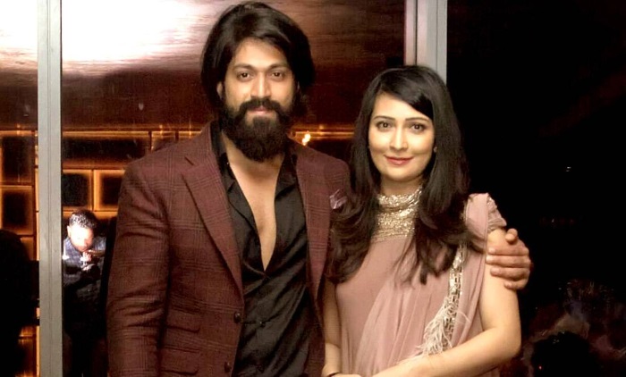 KGF star Yash celebrates 12 yrs of Moggina Manasu with Radhika's pics