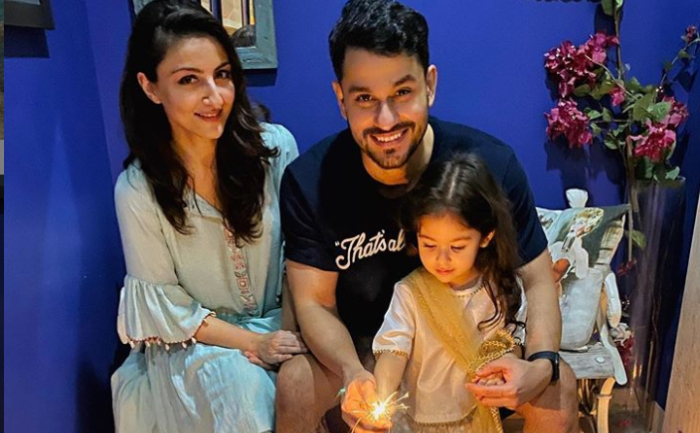 Soha Ali Khan, Inaaya Naumi Kemmu and Kunal Kemmu-Diwali Celebrations