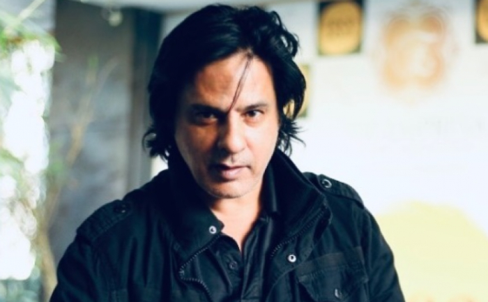 Rahul Roy Right Side Affected