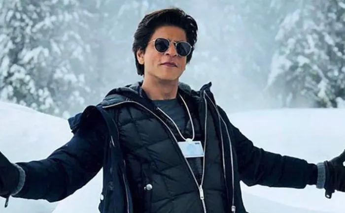 Pathan Yash Raj Films To Unveil Shah Rukh Khans First Look On This Date 