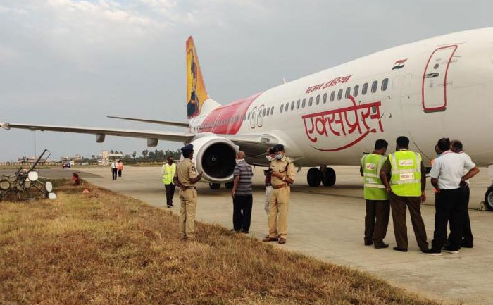 air india flight hits electric pole vijayawada airport