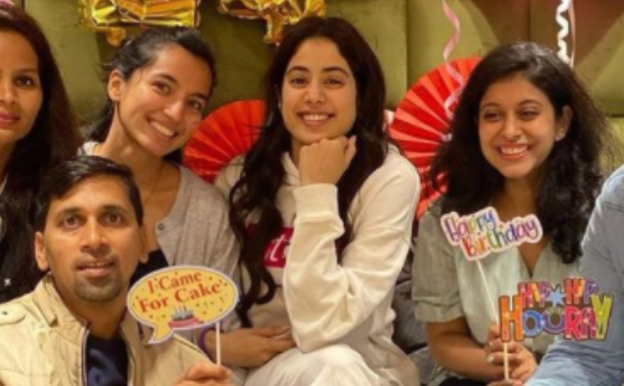 Janhvi Kapoor Birthday Celebrations