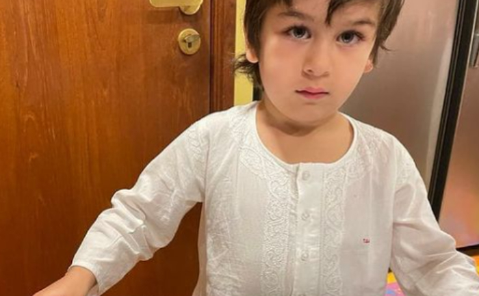 Kareena Kapoor Khan, Taimur Bakes Cookies, Saif Ali Khan