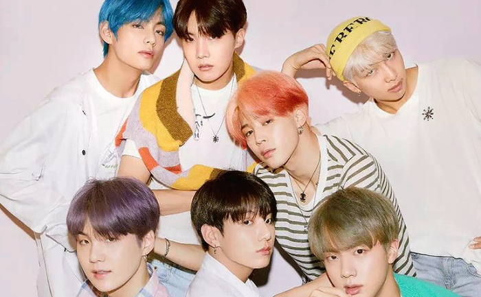 HYBE Label, BTS, TXT Credit Cards