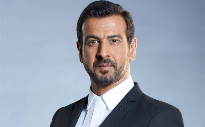 Ronit Roy, Amitabh Bachchan, Akshay Kumar