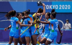 Indian women's hockey team, victory, semi finals Australia,