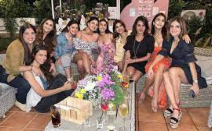 anushka ranjan birthday bash