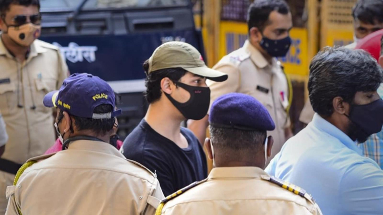 Aryan Khan, Shah Rukh Khan